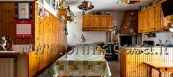 9 rooms Building in Lavagno, Italy No. 24445 18