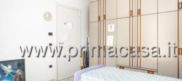 9 rooms Building in Lavagno, Italy No. 24445 7