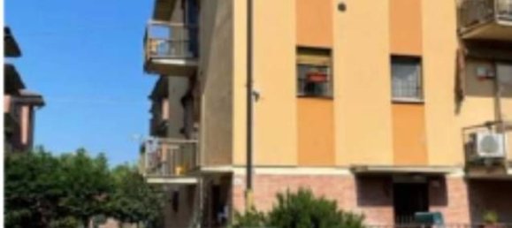 3-salle Appartement à Castelfranco Emilia, Italy No. 99643 10