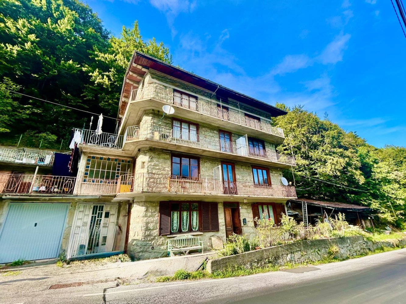 5 chambres Duplex à Ala di Stura, Italy No. 382630