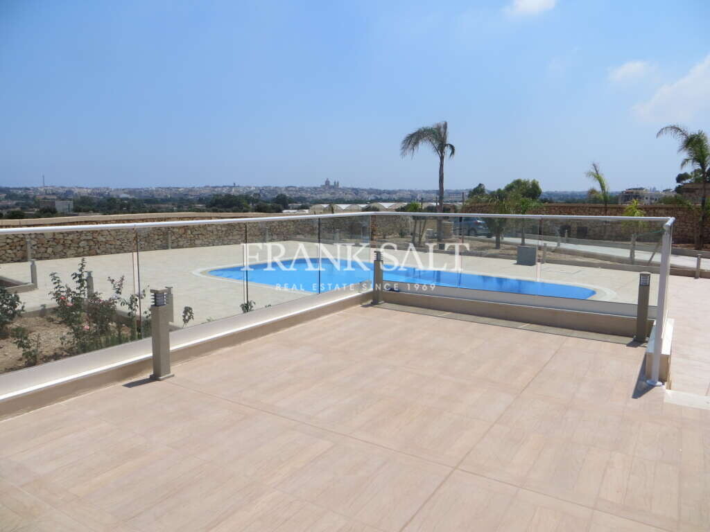 3 bedrooms House in Zabbar, Malta No. 6279