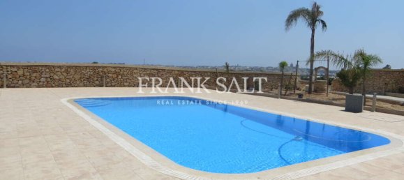 3 bedrooms House in Zabbar, Malta No. 6279 13