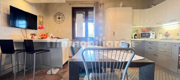 2 Schlafzimmer Villa in Canale, Italy, Nr. 77280 24