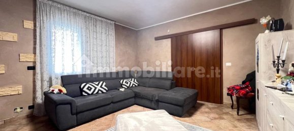 2 Schlafzimmer Villa in Canale, Italy, Nr. 77280 12