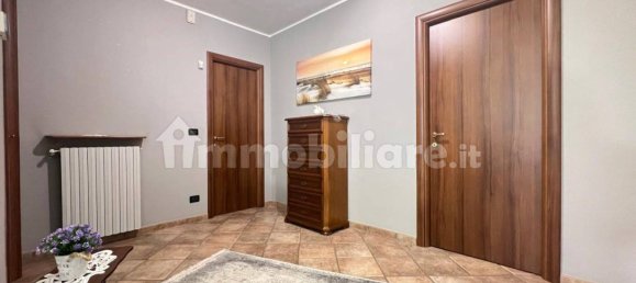 2 Schlafzimmer Villa in Canale, Italy, Nr. 77280 32