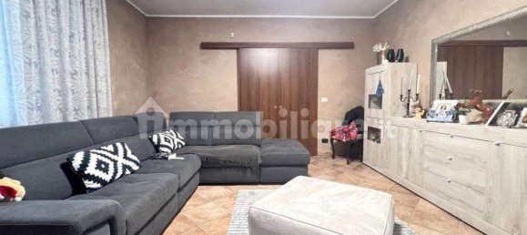 2 Schlafzimmer Villa in Canale, Italy, Nr. 77280 13