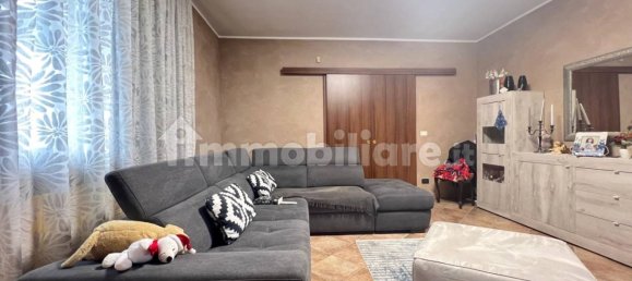 2 Schlafzimmer Villa in Canale, Italy, Nr. 77280 11