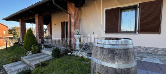 2 Schlafzimmer Villa in Canale, Italy, Nr. 77280 40