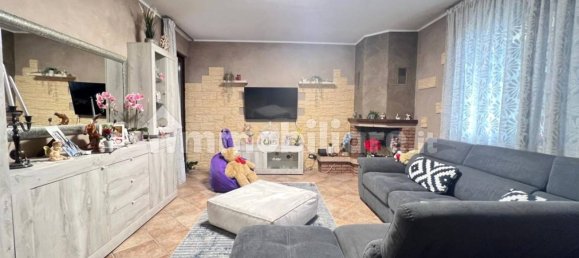 2 Schlafzimmer Villa in Canale, Italy, Nr. 77280 15