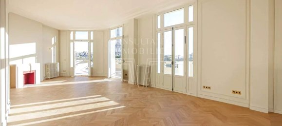 2 bedrooms Apartment in Paris, France No. 167819 2