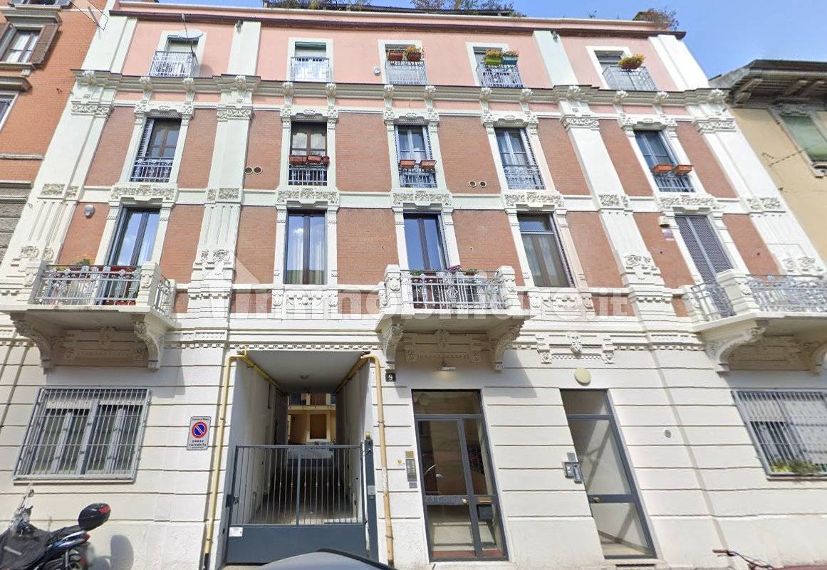 Квартира с 2 спальнями в Милан, Италия № 260232