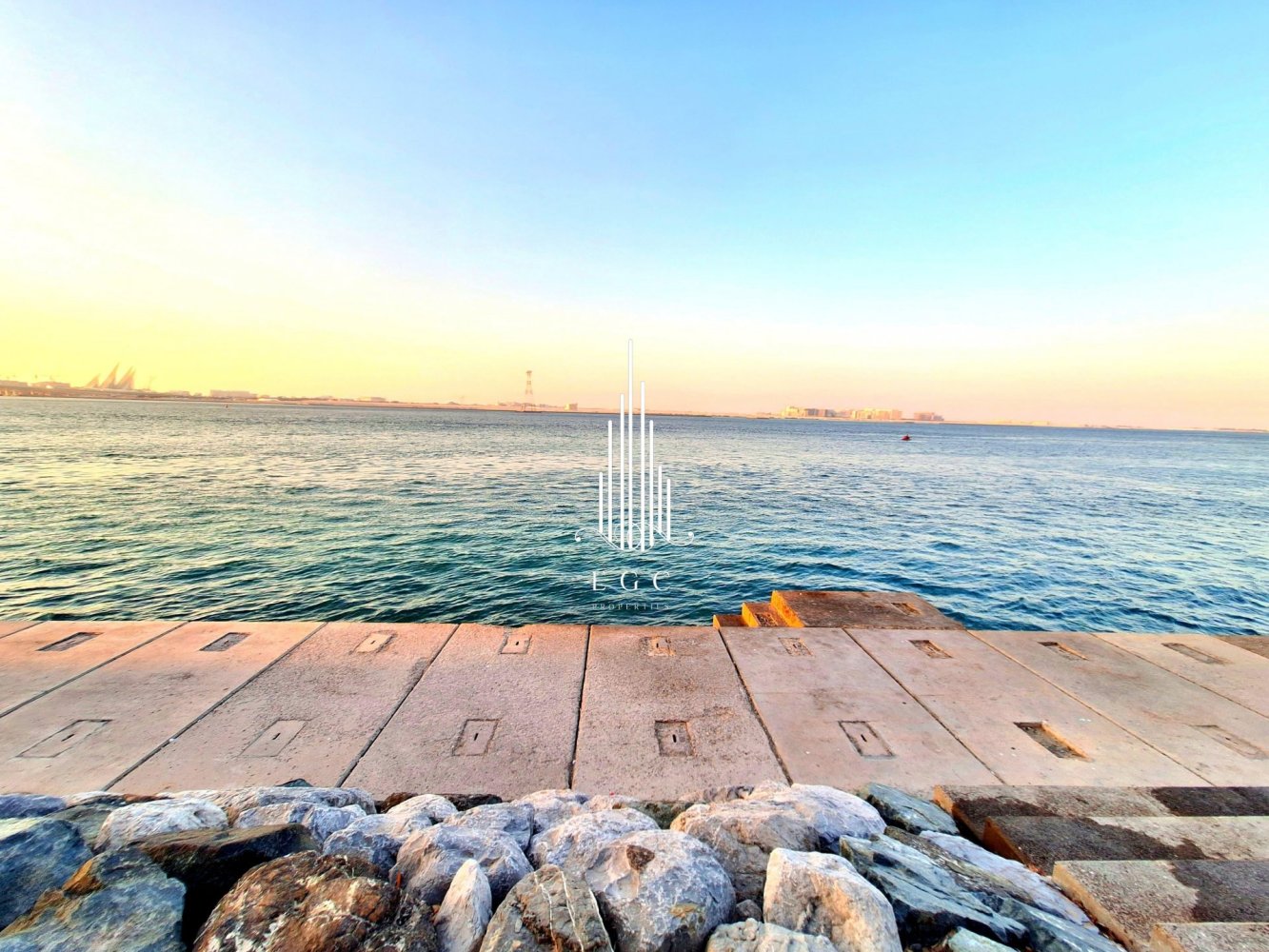 Apartamento de 2 dormitorios en Al Reem Island, UAE No. 24795