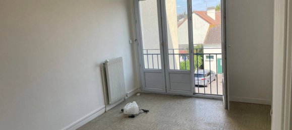 2 Schlafzimmer Wohnung in Maurepas, France, Nr. 326548 5