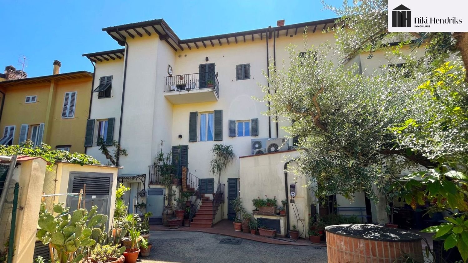 7 rooms House in Santa Croce sull'Arno, Italy No. 303766