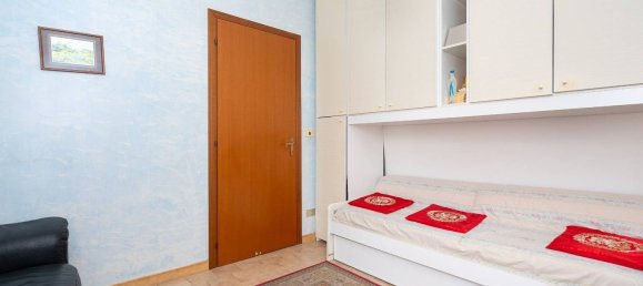 Квартира с 4 комнатами в Риволи, Италия № 18400 25