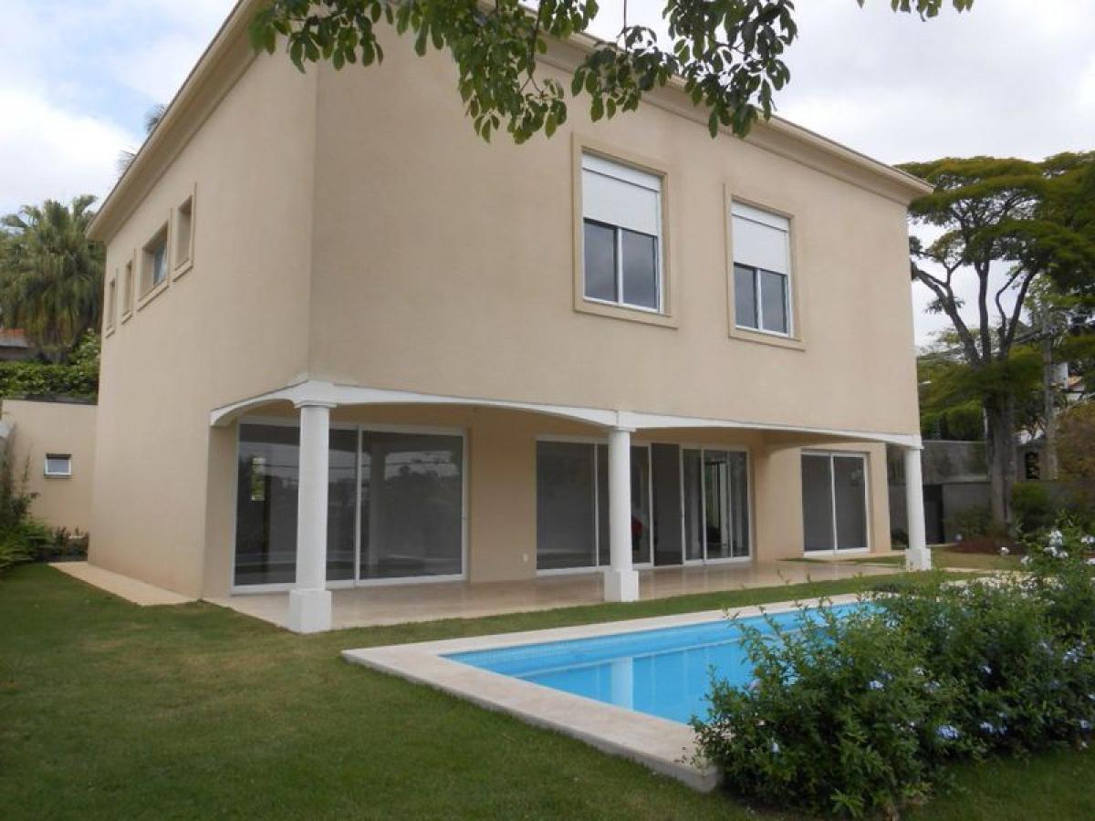 Дом с 4 спальнями в Сан-Паулу, Бразилия № 489970