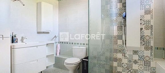 Casa de 3 dormitorios en Marne, France No. 302202 13