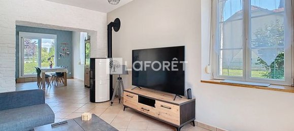 Casa de 3 dormitorios en Marne, France No. 302202 10