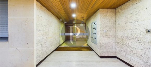 Apartamento de 3 dormitorios en Sceaux, France No. 166793 11