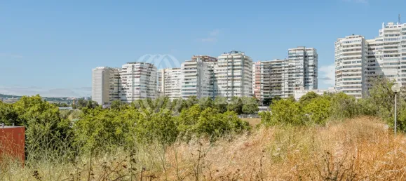 Land in Lisbon, Portugal No. 59228 28