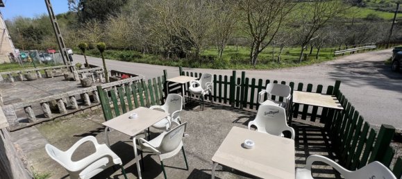 3 bedrooms House in Aviles, Spain No. 165400 11