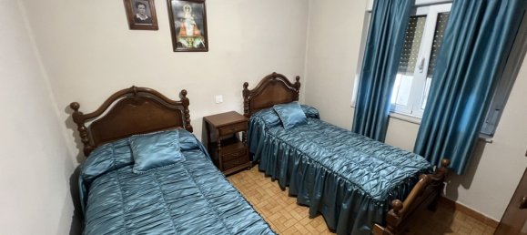 3 bedrooms House in Aviles, Spain No. 165400 6