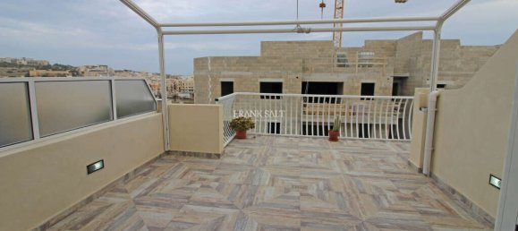 2 bedrooms Penthouse in Marsaskala, Malta No. 6333 2
