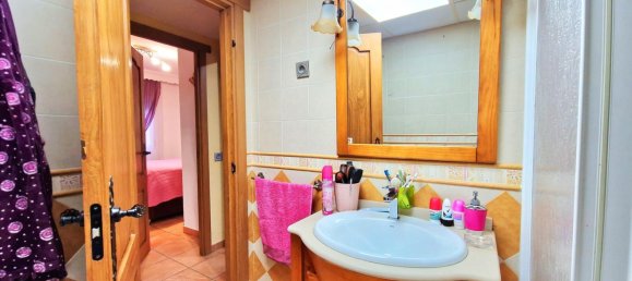 Apartamento de 3 dormitorios en Málaga, Spain No. 175210 24
