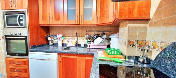 Apartamento de 3 dormitorios en Málaga, Spain No. 175210 9