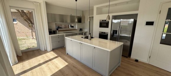 3 bedrooms Villa in Stade, Germany No. 334443 15