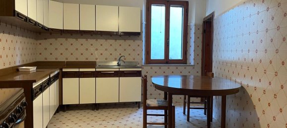 5 rooms House in Guardistallo, Italy No. 117107 4