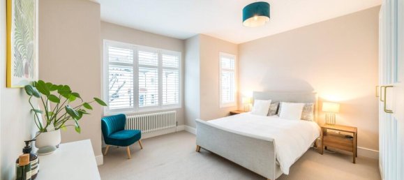 4 bedrooms House in London, United Kingdom No. 12897 23