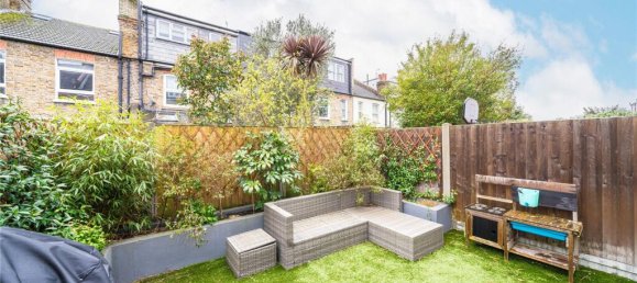 4 bedrooms House in London, United Kingdom No. 12897 21