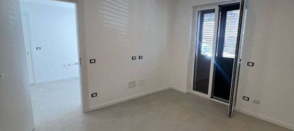 Apartamento de 2 dormitorios en Palermo, Italy No. 320240 10