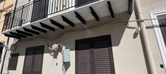 Apartamento de 2 dormitorios en Palermo, Italy No. 320240 4