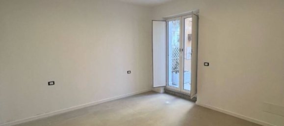 Apartamento de 2 dormitorios en Palermo, Italy No. 320240 8