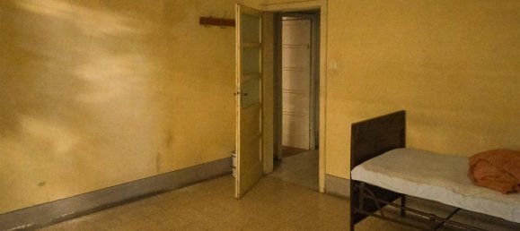 Дом с 9 комнатами в Фрассиноро, Италия № 150641 17