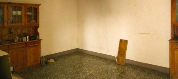 Дом с 9 комнатами в Фрассиноро, Италия № 150641 6