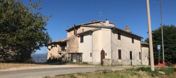Casa de 4 divisões em Spoleto, Italy N.º 176415 2