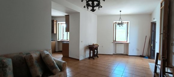 Casa de 4 divisões em Spoleto, Italy N.º 176415 13