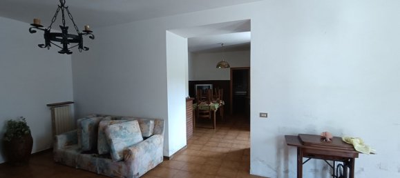 Casa de 4 divisões em Spoleto, Italy N.º 176415 15