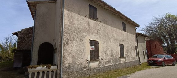 Casa de 4 divisões em Spoleto, Italy N.º 176415 6