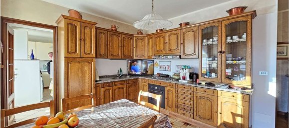 Вилла с 7 комнатами в Пинероло, Италия № 276276 21