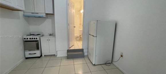 151.34m² terrain à louer à Miami, Miami-Dade, Florida, USA № 615129 3