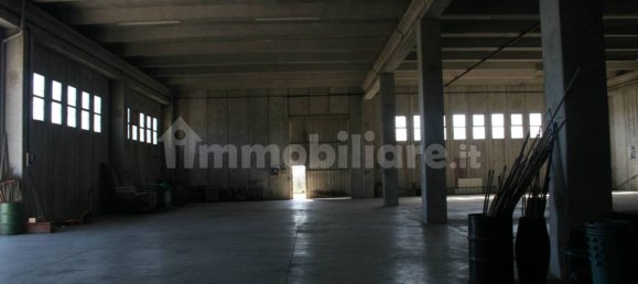 2460m² Warehouse in Udine, Italy No. 63761 16