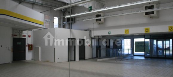 2460m² Warehouse in Udine, Italy No. 63761 6