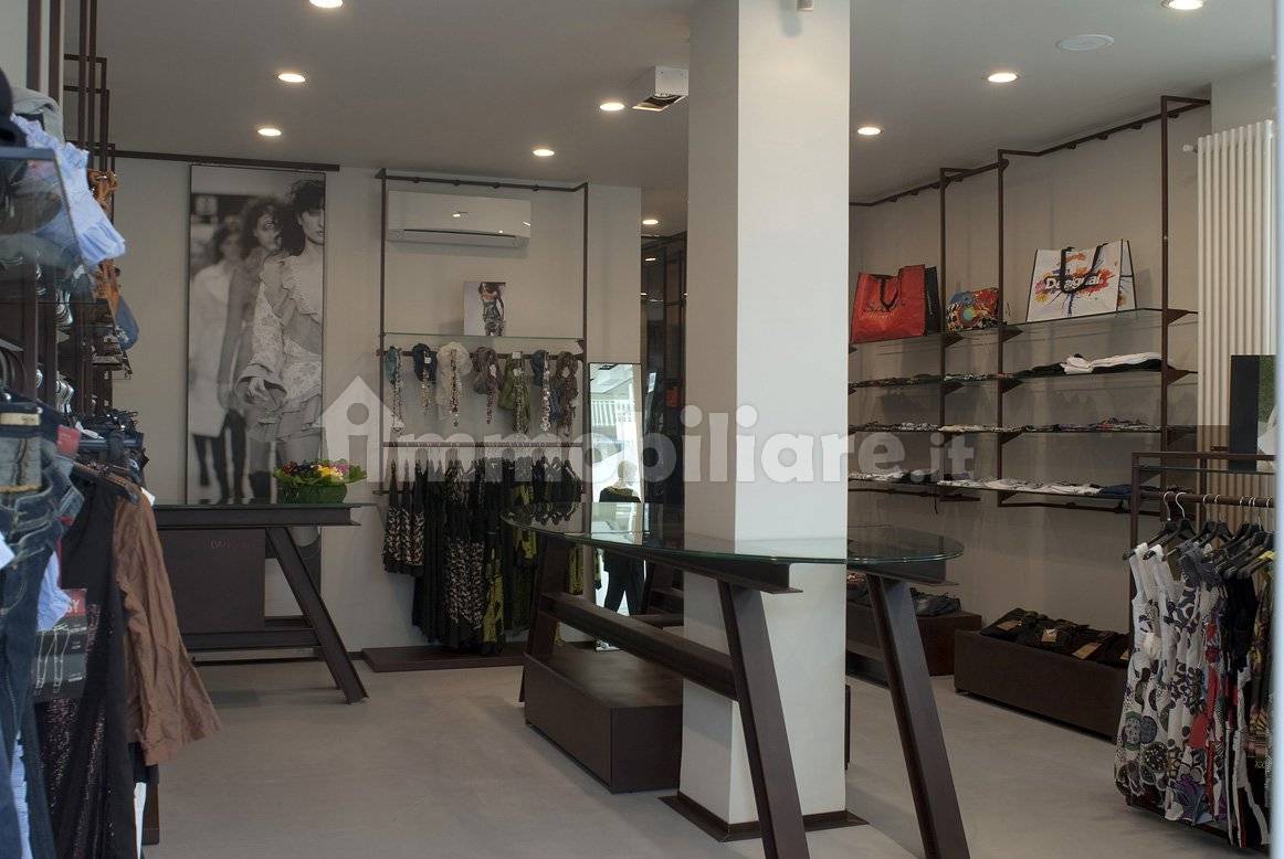 1 room Commercial property in Treviso, Italy No. 169564