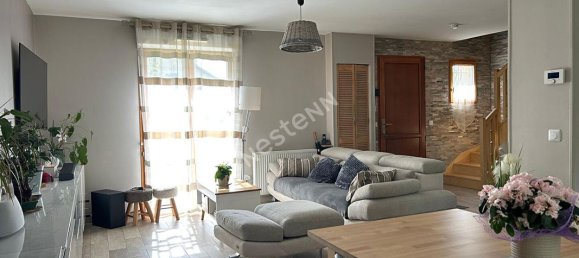 4 bedrooms House in Pontoise, France No. 182128 4