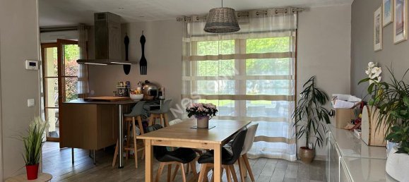 4 bedrooms House in Pontoise, France No. 182128 23