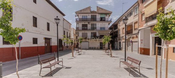 396m² Commercial property in Santa Fe, Spain No. 171050 17